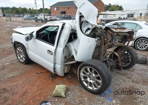 2000 GMC Sierra 1500 Sl z USA, uszkodzony, nr VIN 1GTEC14W2YZ195091